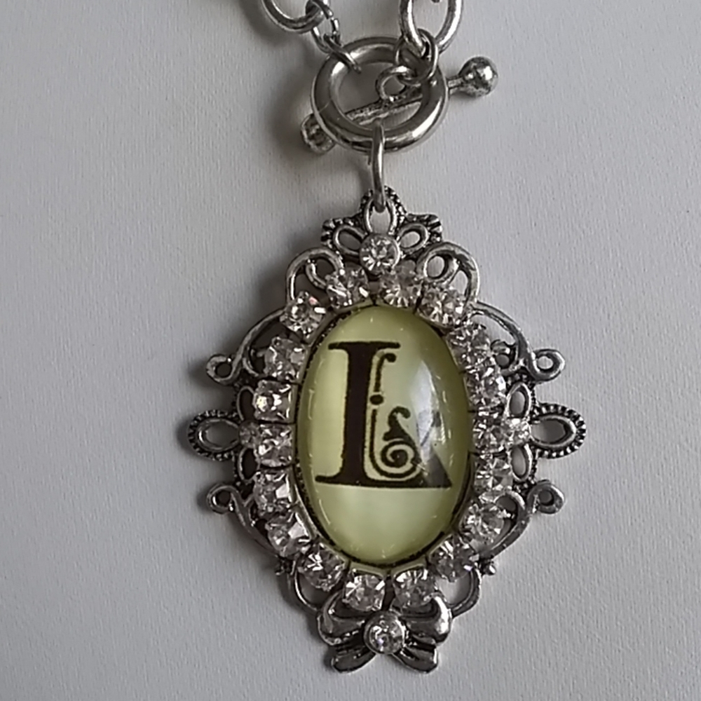 Ladies Old English Monogram Initial L